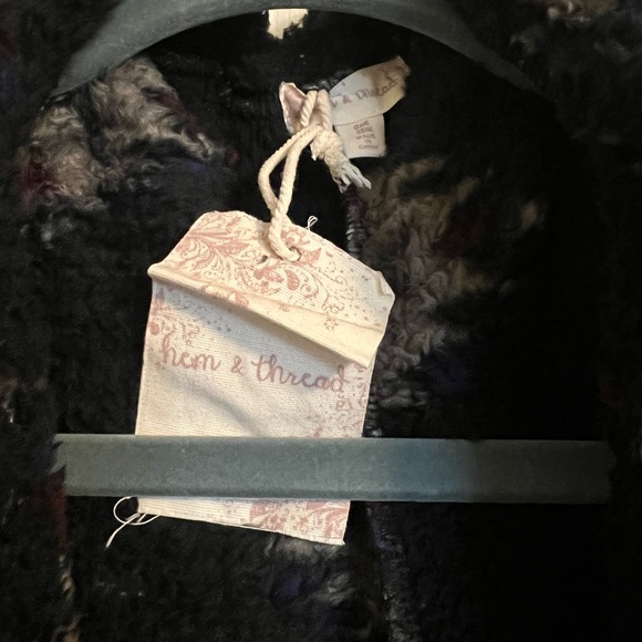 Aztec Sherpa 🖤 - Picture 3 of 5